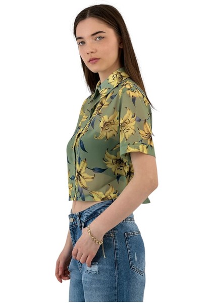 Kadın Kısa Transparan Desenli Haki Crop Gömlek