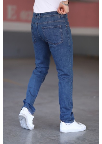 Regular Kalıp Buz Mavisi Erkek Kot Pantolonu. modelleri