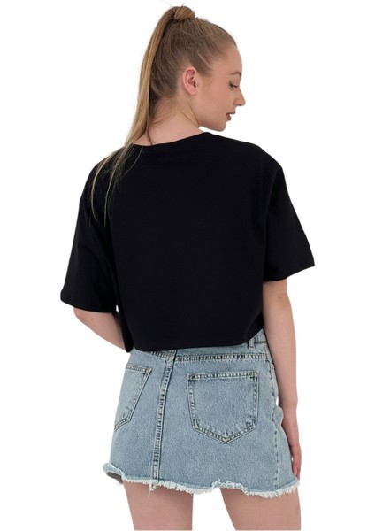 Kadın Oversize Çiçek Baskı Kısa Siyah Crop Tişört