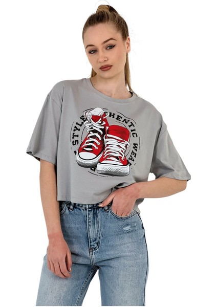 Kadın Oversize Baskılı Kısa Kol Gri Crop Tişört