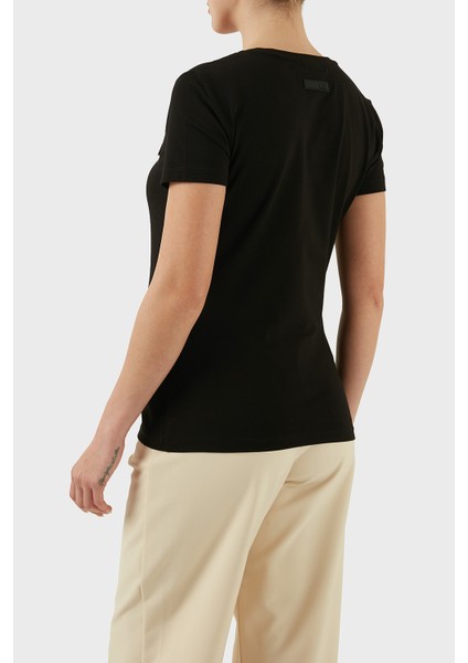 Taşlı Logolu Streç Pamuklu Regular Fit Yuvarlak Yaka T Shirt Bayan T Shirt 7W000492 AF10373 UC001