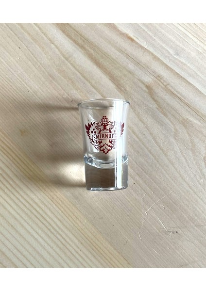 1 Adet Smirnoff Shot Bardağı