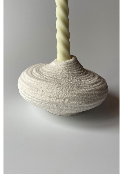 Asimetrik Dokulu Şamdan Mumluk Beyaz modelleri