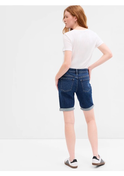 Mid Rise Washwell™ Jean Şort