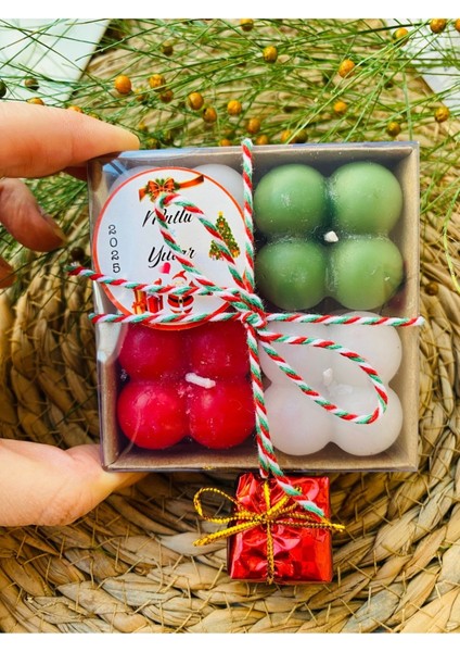 Yeni Yıl Yılbaşı 4 Lü Mini Buble Mum Hediye Paketi (1 Paket)