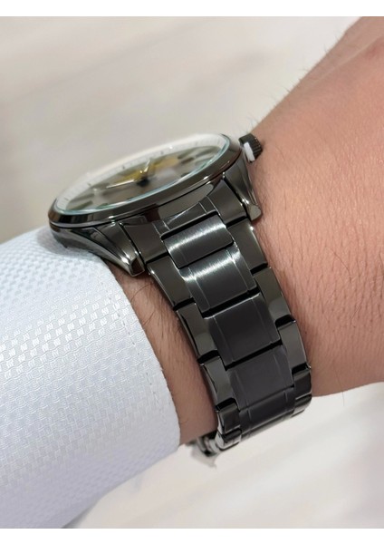 Takvimli Erkek Kol Saati Çelik Kordon Çelik Kasa 3 Atm Suya Dayanıklı Füme ZMFER161 fiyatları