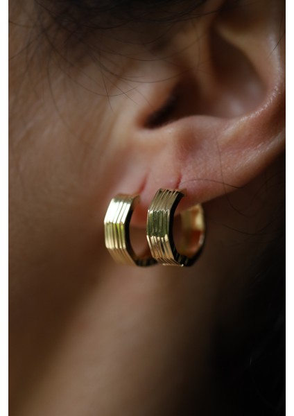 14 Ayar Altın Kalemli Köşeli Halka Küpe modelleri