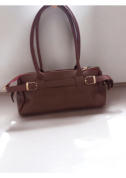 Koyu Bordo - - Kemer Toka Aksesuarlı Kol Çanta modelleri