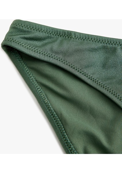 Astarlı Parlak Bikini Altı