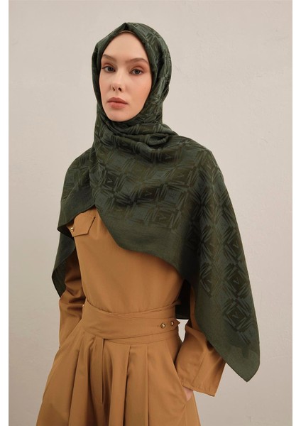 Lyocell Naia Kare Monogram Şal 6 54 fiyatları