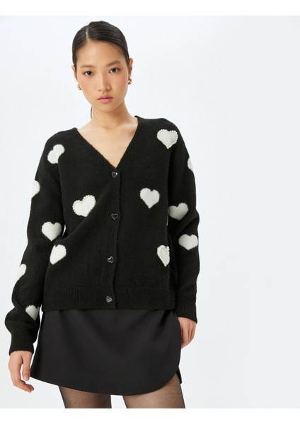 Uzun Kollu V Yaka Kalpli Triko Hırka fiyatları