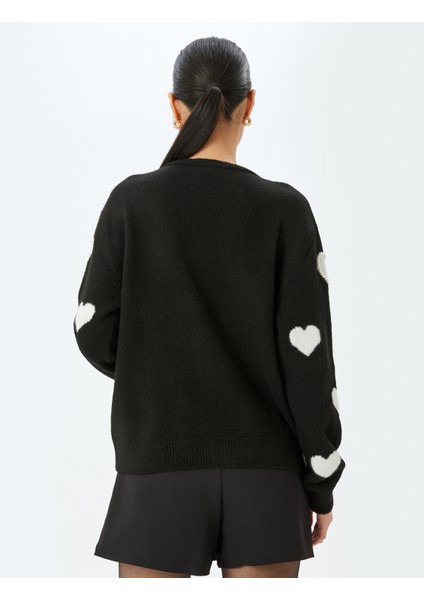 Uzun Kollu V Yaka Kalpli Triko Hırka fırsatları