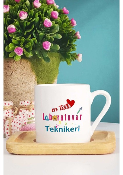 Luxury En Tatlı Laboratuvar Teknikeri Hediye Türk Kahvesi Fincanı Ahşap Altlıklı 1 Adet fiyatları