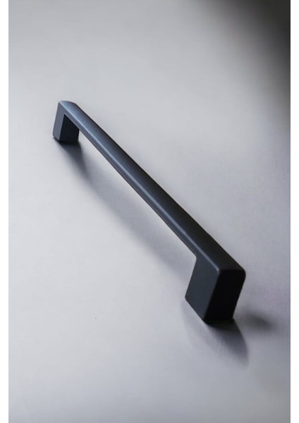 Luxury 1. Sınıf Metal Köprü 160 mm (16 Cm) Mat Siyah Fırın Boya Çekmece Dolap Mobilya Kulpu 1 Adet