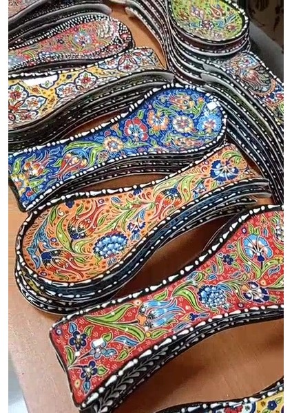 Luxury Seramik Kirli Kepçe Kaşıklık Altlığı Kepçe ve Kaşık Çini Motifli Nihalesi-Hand Made 24X9 cm 1 Adet fiyatları