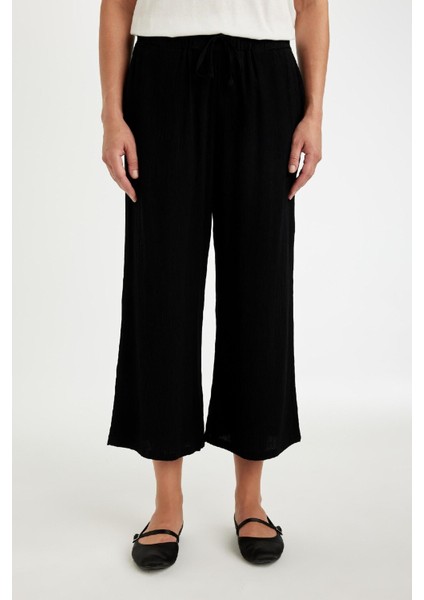 Regular Fit Crop Fit Krinkıl Viskon Kapri D5895AX24HS
