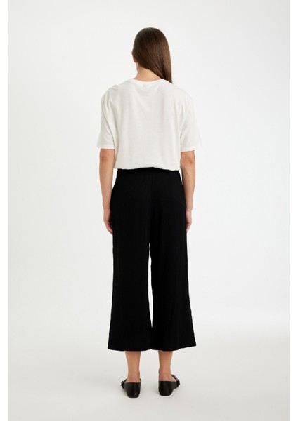 Regular Fit Crop Fit Krinkıl Viskon Kapri D5895AX24HS