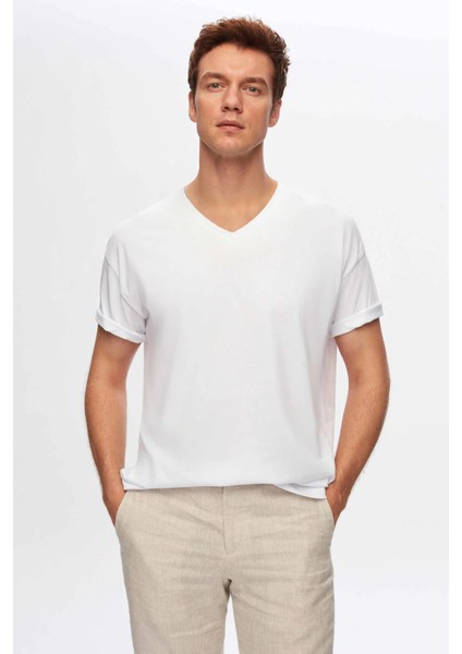 Ds Damat Slim Fit Beyaz 3'lü Set V Yaka T-Shirt fiyatları