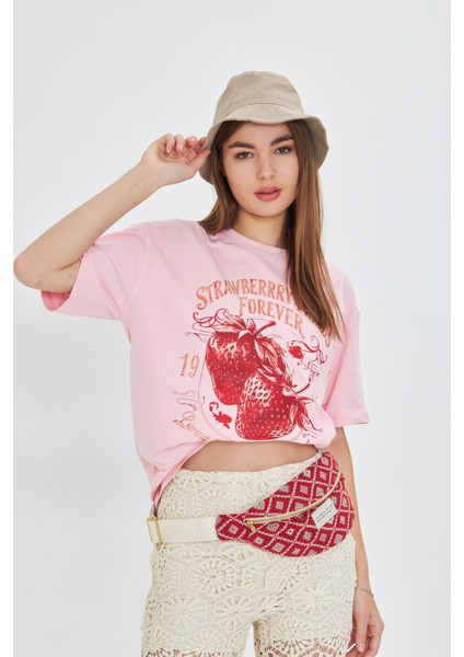 Strawberry Fields Forever Baskılı %100 Pamuk Kadın Oversize Siyah Tişört