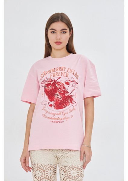 Strawberry Fields Forever Baskılı %100 Pamuk Kadın Oversize Siyah Tişört