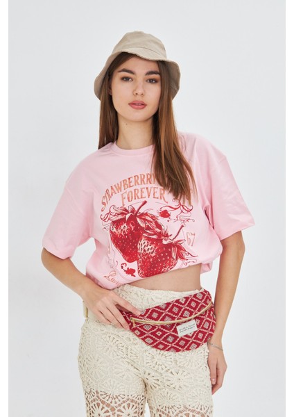 Strawberry Fields Forever Baskılı %100 Pamuk Kadın Oversize Siyah Tişört fırsatları