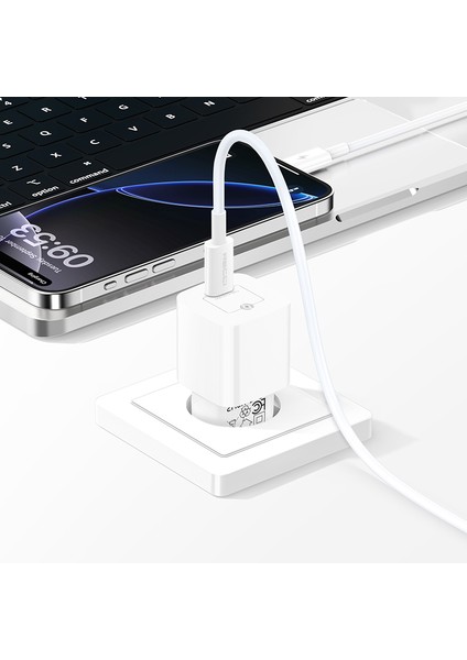 RC77E Gan Teknolojili Hızlı Şarj Başlığı Type-C To Type-C Pd 30W Kablolu Şarj Seti Beyaz