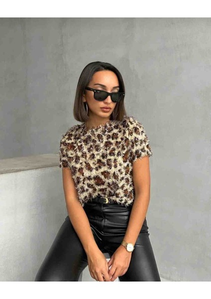 Kadin Leopar Pullu Püsküllü Dokuma T-Shirt modelleri