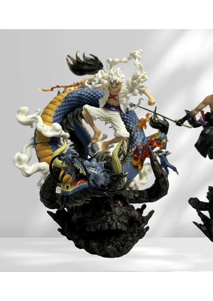Korsanlar Hayalet Ada Nica Luffy Siyah Altın Sauron Gelgit Oyun Kolu Model Süsler Heykel Hediye (Yurt Dışından) fiyatları