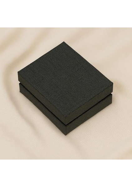 Kumaş Kaplı Kolye Kutusu – 8 x 10 x 4,5 cm