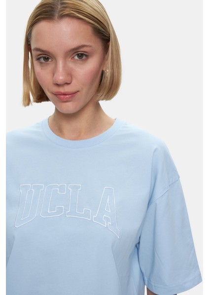 Helena Bej Bisiklet Yaka Oversize Crop Nakışlı Oversize Kadın Tshirt