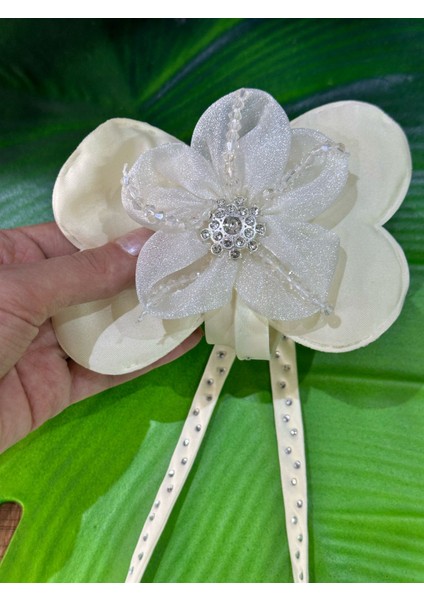Zirkon Taşlı Kabartma Dallı Fiyonk Arma Dikiş Giyim Aksesuarı 12X10 cm