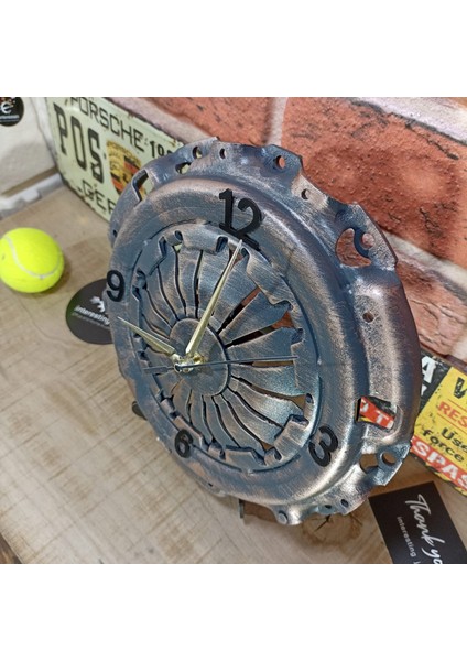 Araba Parçasından Yapılmış Duvar Saati fırsatları