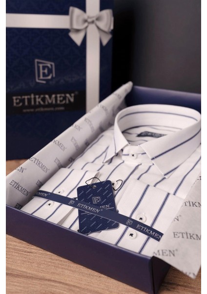 Beyaz Lacivert Çizgili Slimfit Erkek Gömlek fırsatları