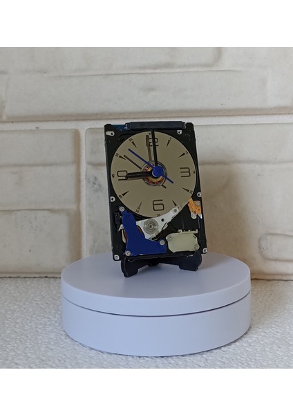 Bilgisayar Harddisk Tasarım Masa Saati