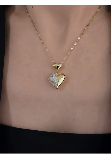 Bombeli Kalp Zirkon Taşlı Gold Renk Kolye