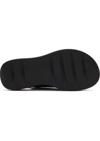 Kadın Siyah Bantlı Kalın Tabanlı Deri Comfort Sandalet 25SFD342226