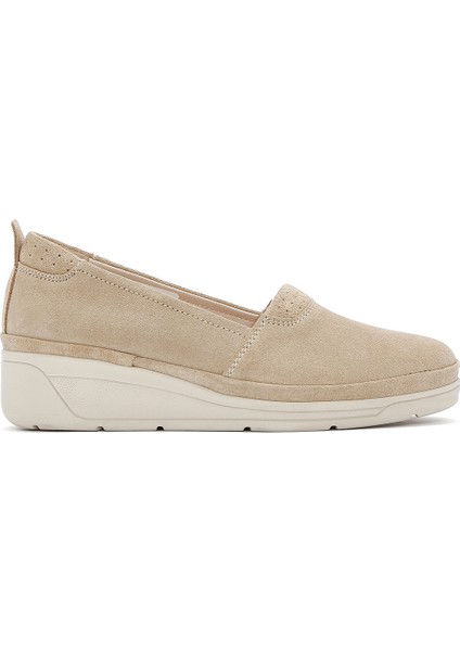 Kadın Bej Dolgu Topuklu Süet Deri Comfort Loafer 25SFD501310