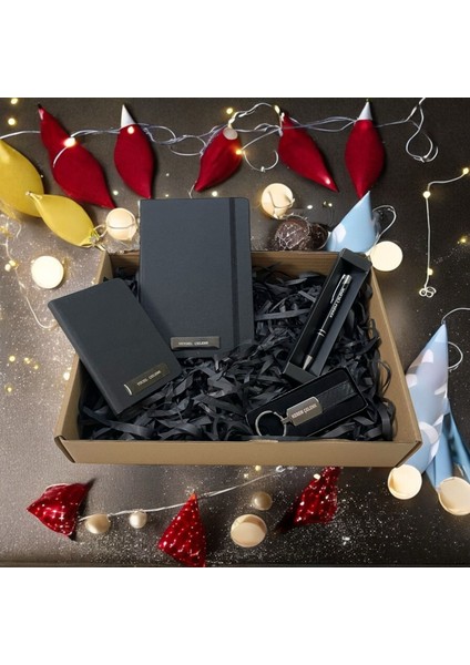 Siyah Renk Kişiye Özel Tasarım Defter Seti Kutulu Kalem ve Deri Anahtarlık Hediye Seti