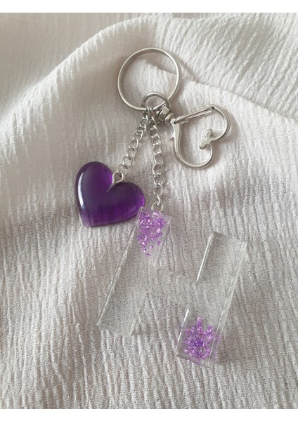 H Harf Charm Kalp Detaylı Anahtarlık Epoksi