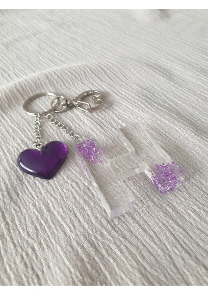 H Harf Charm Kalp Detaylı Anahtarlık Epoksi fiyatları