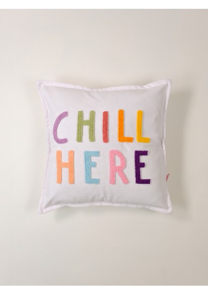 Chill Here Motto Punch Kırlent Kılıfı - Renkli Beyaz