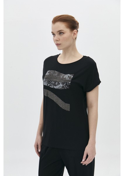 Kadın Önü Payet Desenli Sırt Detaylı Düşük Kol Bluz 5849 Siyah