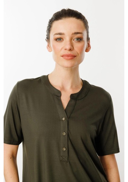 Kadın Yakası Düğmeli Penye T-Shirt 25764 Haki modelleri