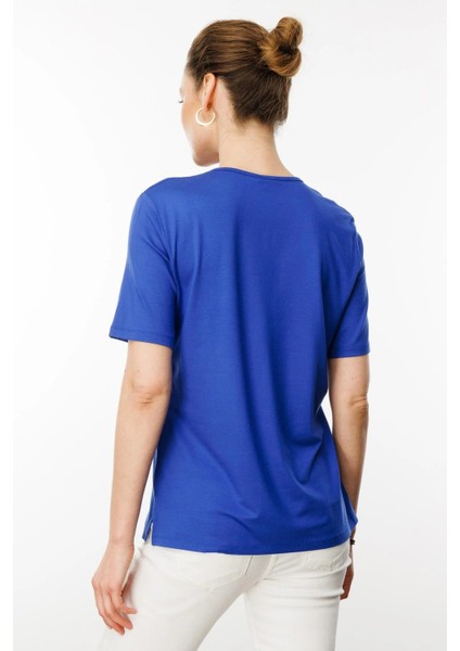 Kadın Açma Yaka Nakış Işlemeli Penye T-Shirt 25700 Saks fırsatları