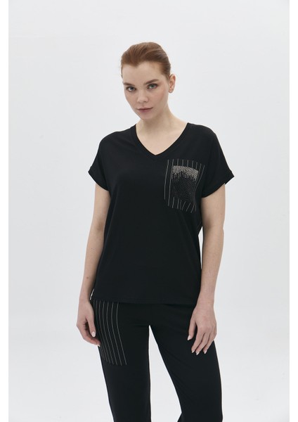 Kadın V Yaka Taşlı Süs Cep Detaylı Bluz 5841 Siyah