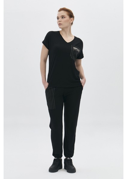 Kadın V Yaka Taşlı Süs Cep Detaylı Bluz 5841 Siyah fiyatları