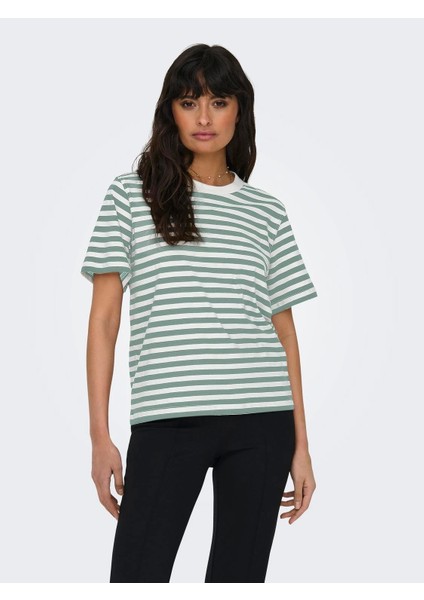 15272227 0 Yaka Yatay Cizgili Kadin Body - Yesil Cizgili