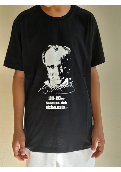 Atatürk Imza Baskılı Çocuk Siyah Tişört