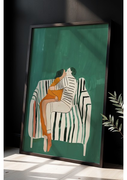 Kanepede Romantik Çift Baskısı Ahşap Çerçeveli Duvar Tablosu