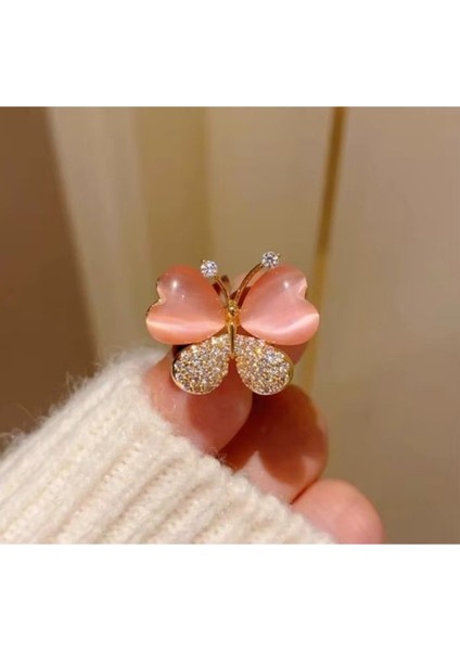 Minimal Romantik Toz Pembe Kelebek Broş